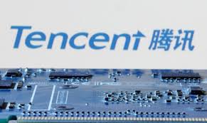 Tencent's Strong Q2 Revenue Growth Highlights Gaming Sector Recovery And Aggressive Buyback Strategy